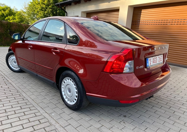 Volvo S40 cena 26900 przebieg: 126471, rok produkcji 2010 z Rawicz małe 781